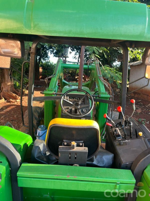 Foto 1 - Trator John Deere 6615 ano 2002