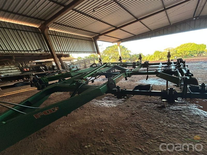 Foto 3 - Escarificador STARA FOX ano 2013