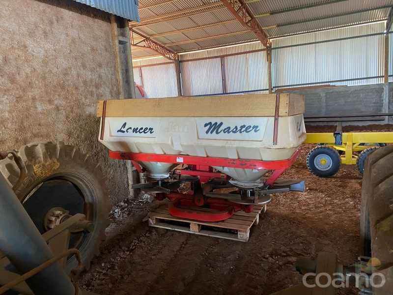 Foto 4 - Distribuidor de Sólidos Jan Lancer 1200 ano 2002