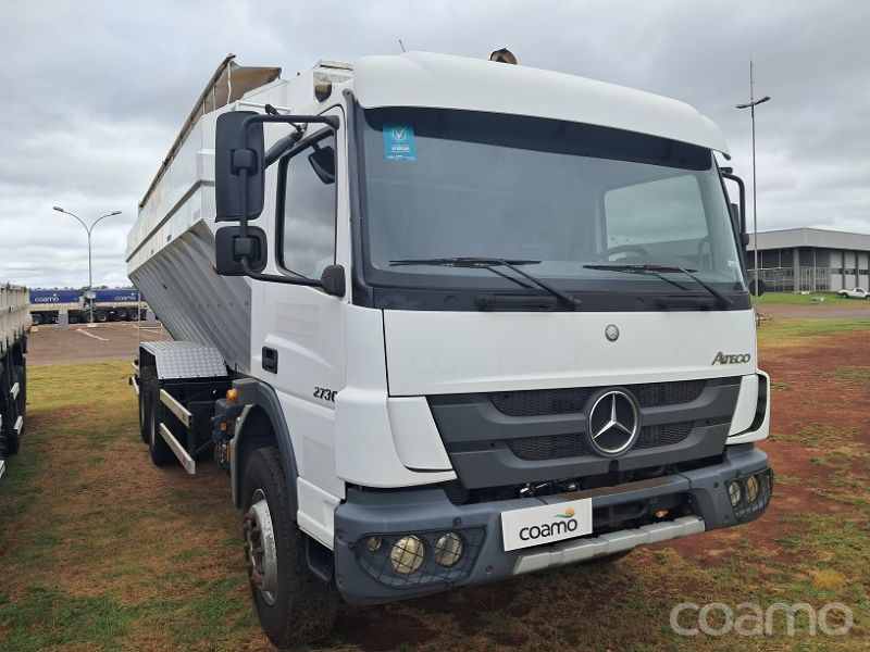 Foto 1 - Caminhão Mercedes Bens Atego 2730 6x4 ano 2016/2016