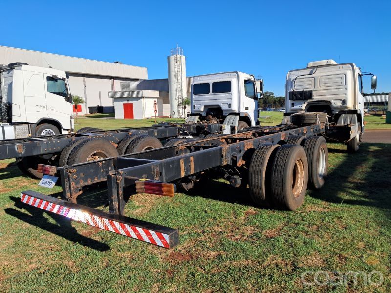 Foto 4 - Caminhão Mercedes Bens Atego 2425 ano 2008/2009