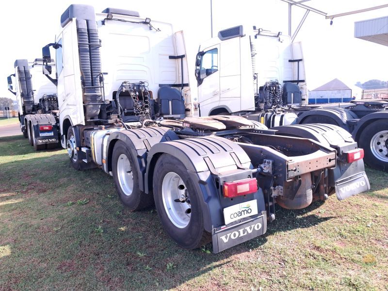 Foto 4 - Cavalo Volvo FH500 6x4T ano 2018/2019