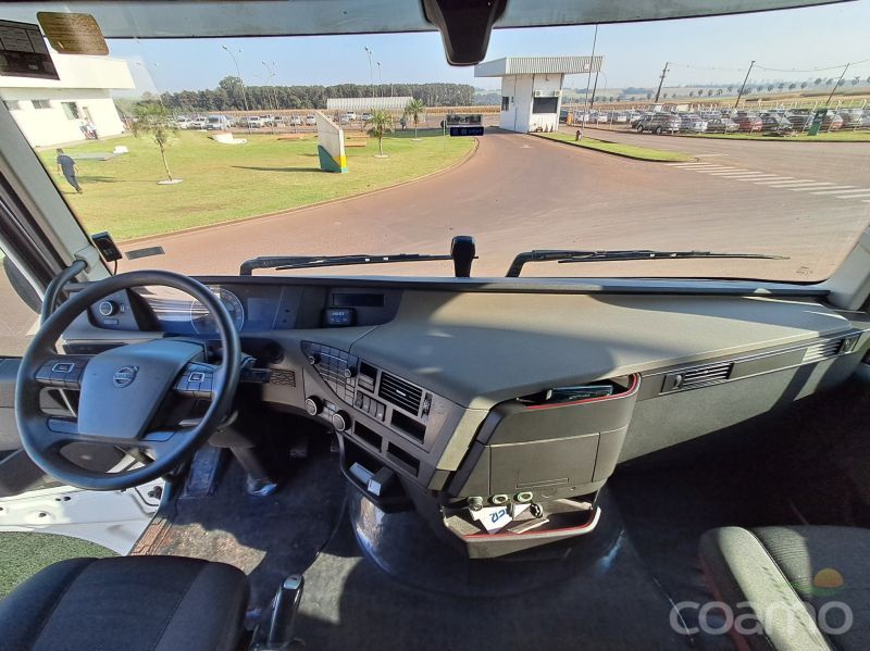 Foto 7 - Cavalo Volvo FH500 6x4T ano 2018/2019