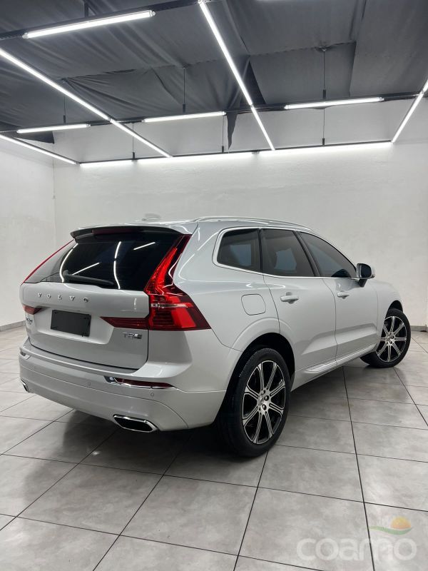 Foto 2 - Veículo Volvo  XC60 T8 HYBRID INSCRIPTION ano 2019/2020