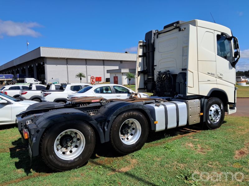 Foto 4 - Cavalo Volvo FH500 6x4T ano 2018/2019