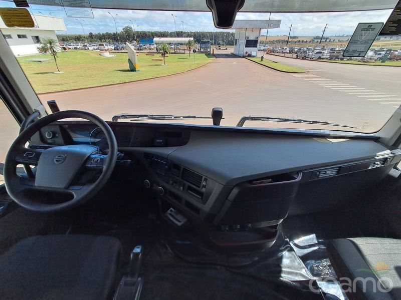 Foto 6 - Cavalo Volvo FH500 6x4T ano 2018/2019