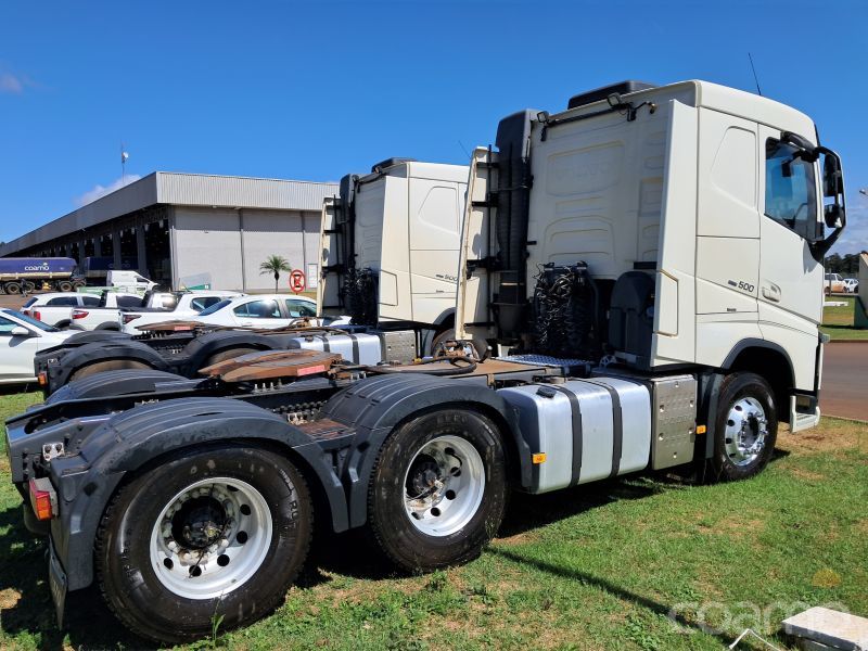 Foto 3 - Cavalo Volvo FH500 6x4T ano 2018/2019