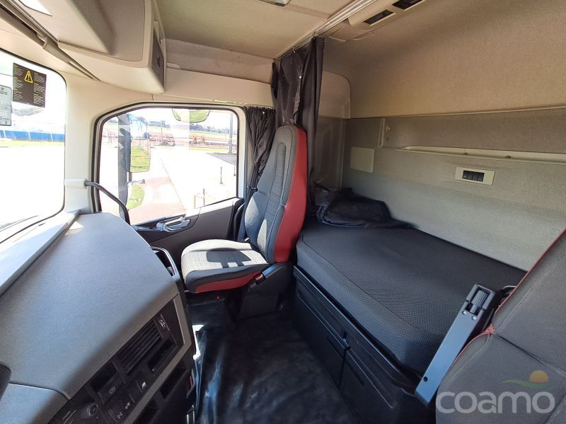 Foto 8 - Cavalo Volvo FH500 6x4T ano 2018/2019